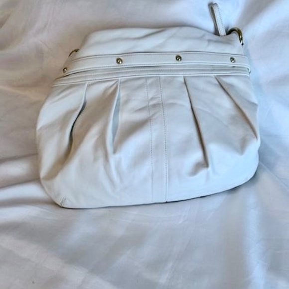 💲SALE💲 REDUCED 10%. Host Pick! NWT Coach White Leather Shoulder Bag - Picture 5 of 8